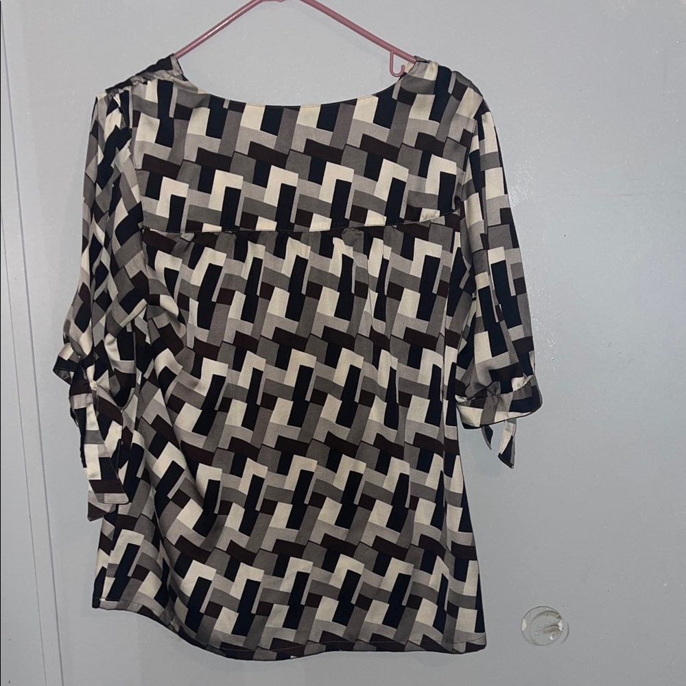 Geometric Patterned blouse - Picture 2 of 5